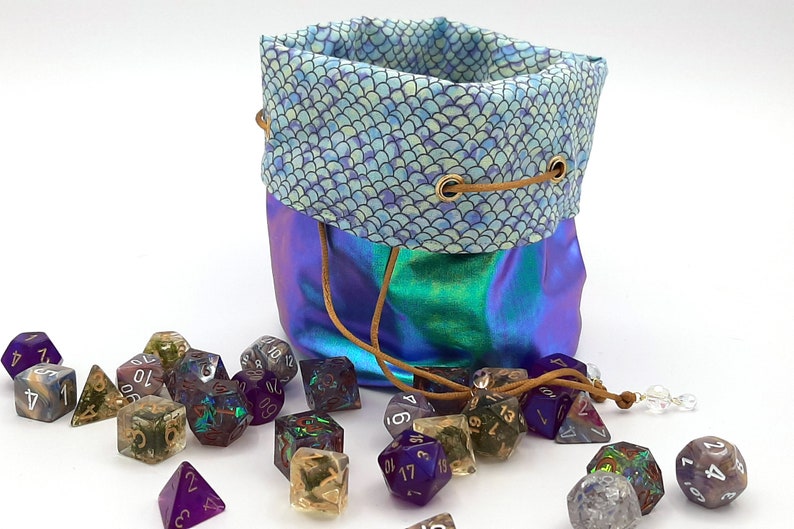 The Siren - Medium Bag With Pockets For Dice, Crystals, or jewelry